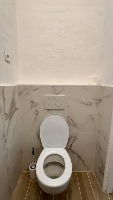 Charmant 3 Pieces Idealement Situe Mentone Esterno foto